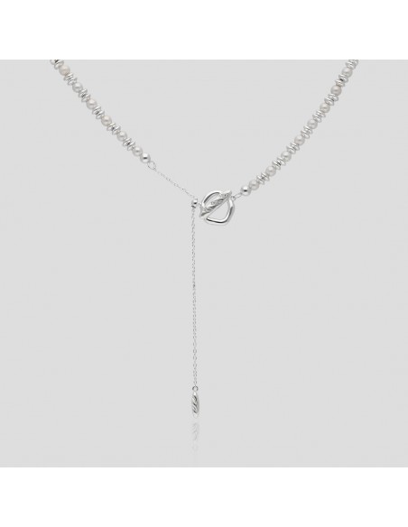 Collar de perlas de rio de 4 mm c/aros en el medio c/cierre irregular adelante (falso ) mosqueton at
