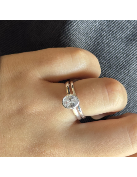 An. solitario oval c/alianza