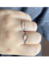 An. minimalista oval calado