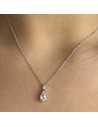 Conj c/piedra gota blanca rodinado  5mm x 8 mm c/zc semilla en argolla de 4 x 2 mm,42+3