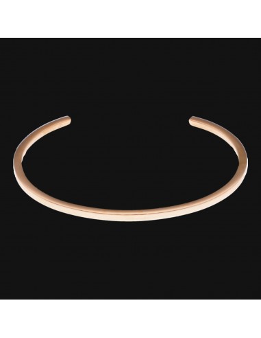 Brazalete en acero con baño en oro...