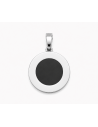 Dije con circulo de esmalte negro. 25mm de diametro