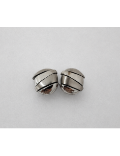 Tornillo con detalles...