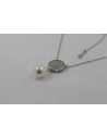 Collar perla  de rio de  8 mmcolgando y circu. c/zc.
