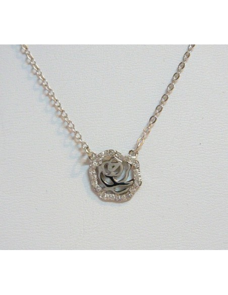 Collar c/dije incorporado flor